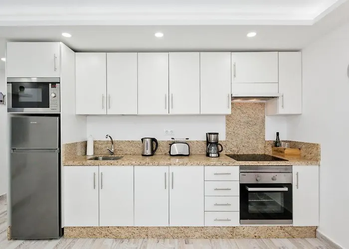 Summerland Charming Apartment